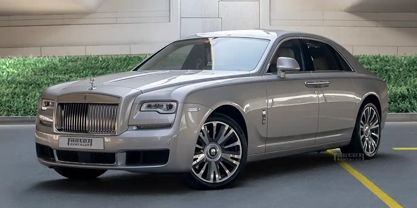 Rolls Royce Ghost - Silver front side